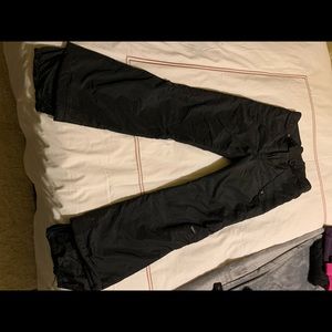 Women’s ski pants